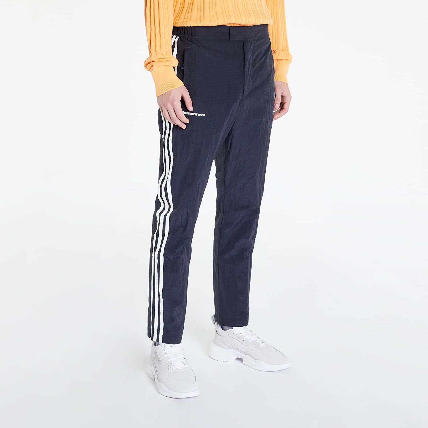 Панталони adidas Originals Pharrell Williams x Shell Pants Тъмно синьо | HT9994, 0