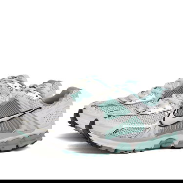 Кецове и обувки Nike Zoom Vomero 5 News UK 3 Бяло | HF1877-101, 2
