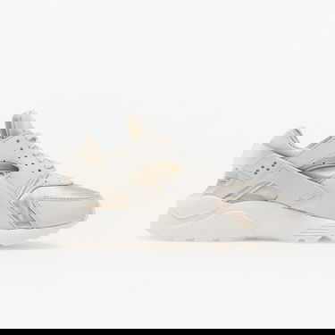 Кецове и обувки Nike Huarache Run "Light Bone" W Жълто | DQ0916-001, 3