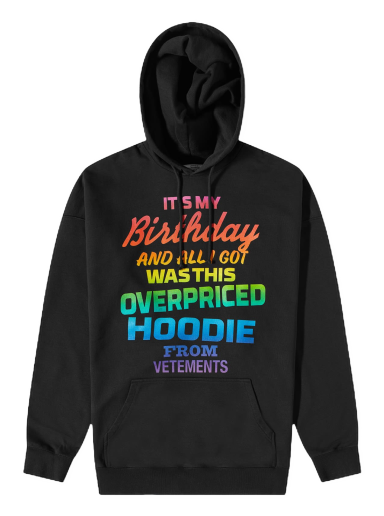 Суитчър VETEMENTS Overpriced Birthday Hoodie Black/Rainbow Черно | UE54HD280B