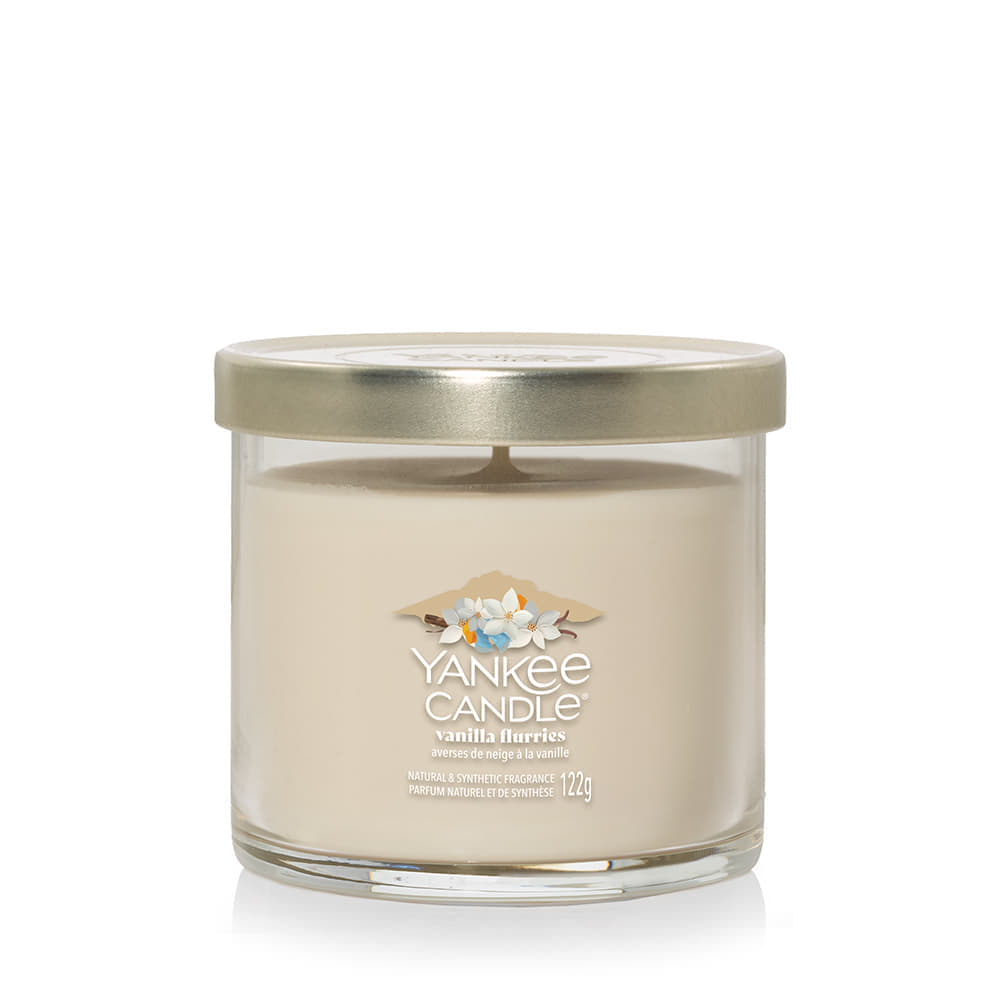 Свещи Yankee Candle Signature Tumbler Small Vanilla Flurries Universal Natural & Synthetic Fragrance 122g Бежово | 43513, 0