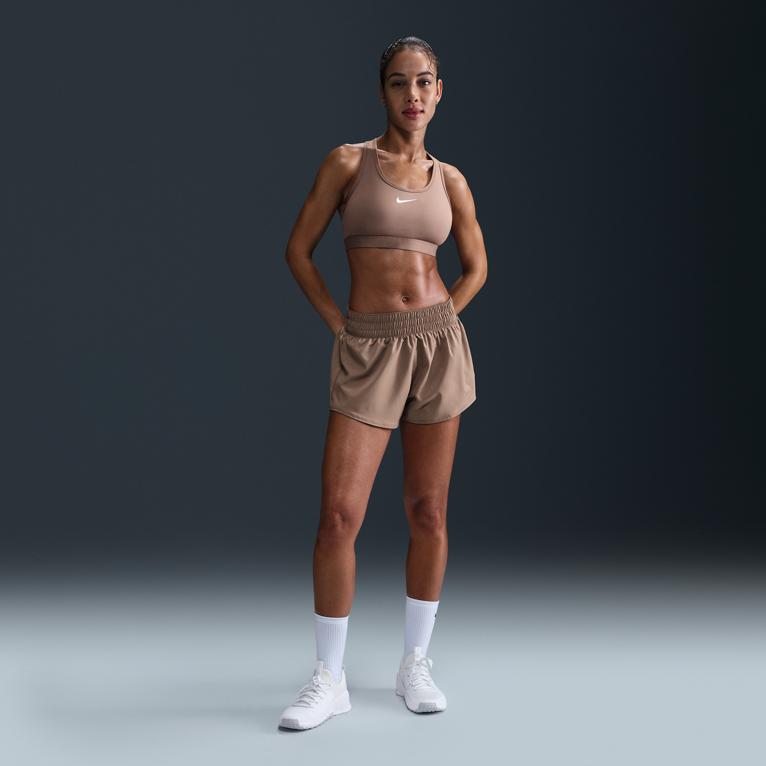 Сутиен Nike Dri-FIT One Mid-Rise 3" Shorts with Liner Кафяво | DX6010-233, 1
