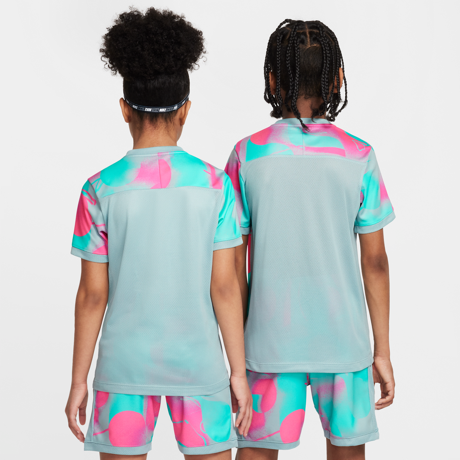 Къси панталони Nike Academy+ Dri-FIT Short Sleeve Soccer Top Тюркоазено | HJ3723-646, 1