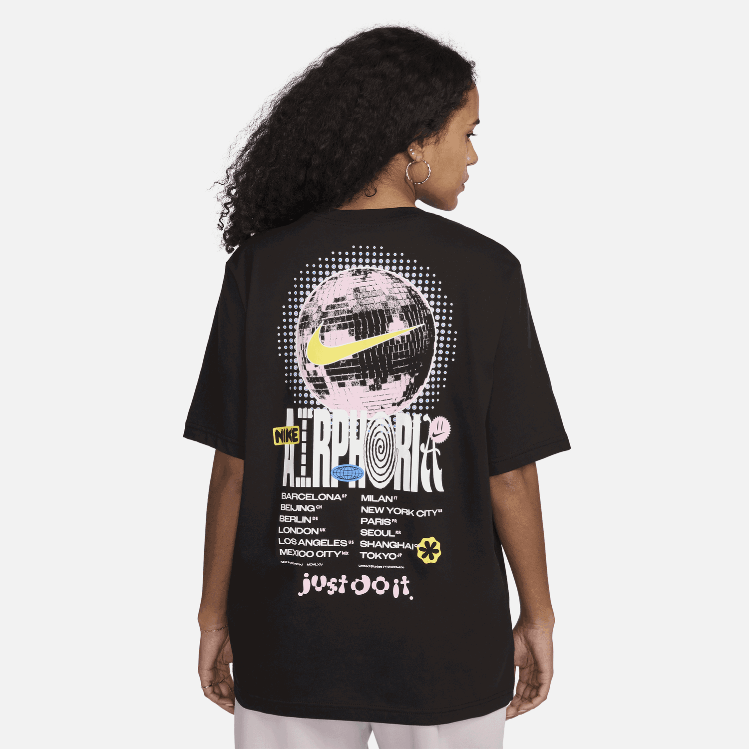 Тениска Nike Sportswear Tee Черно | FV4262-010, 1