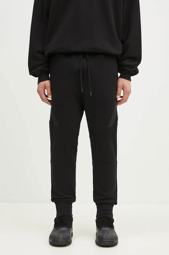 Diagonal Raised Fleece Lens Sweatpants