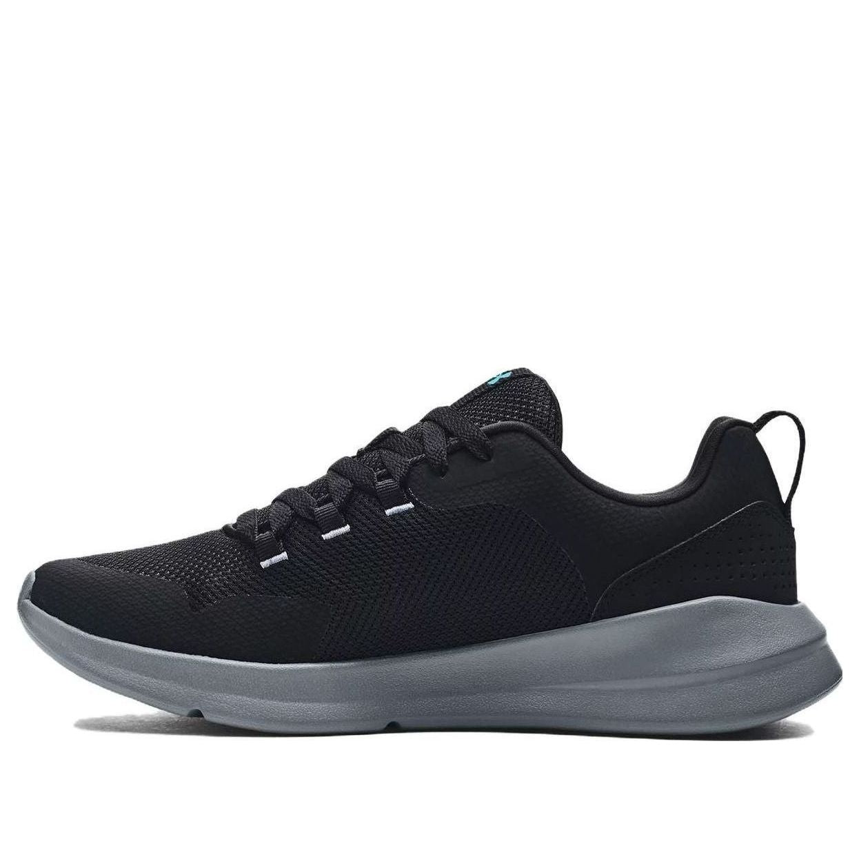 Кецове и обувки Under Armour Essential Черно | 3022954-008, 0