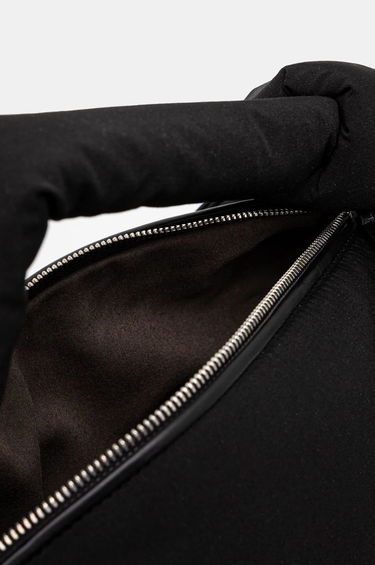 Чанта през рамо JW Anderson JW Anderson The Jwa Puffy Corner Bag Черно | HB0640.FA0382.999, 4