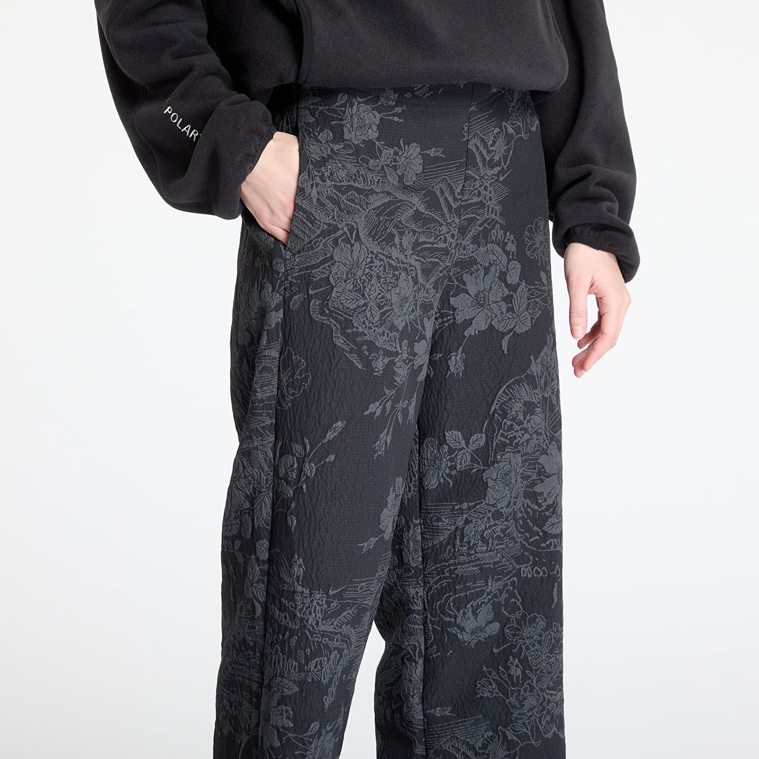 Панталони Nike Sportswear Collection Mid-Rise Jacquard Track Pants Черно | HF9588-010, 1
