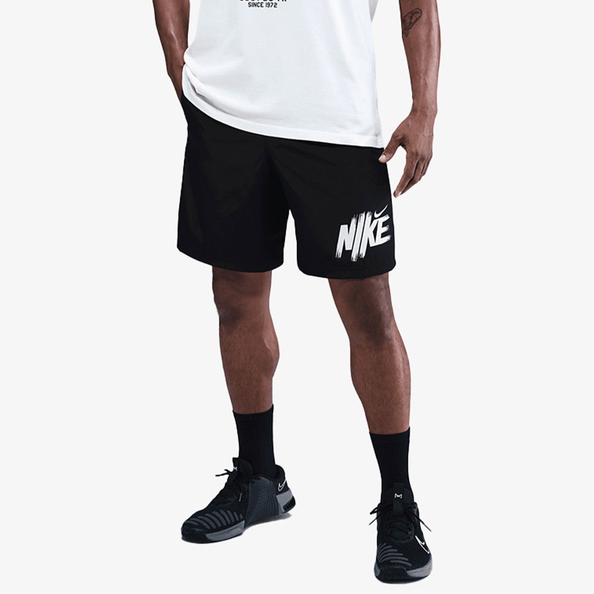 Къси панталони Nike Men's Dri-FIT Form 9" Training Shorts Бяло | HV0384-010, 1