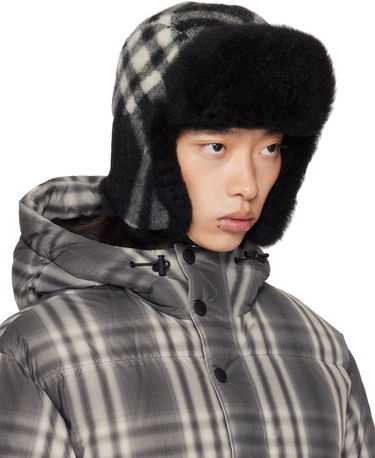 Шапка Burberry Burberry Check Wool Trapper Hat Сиво | 8114830, 1