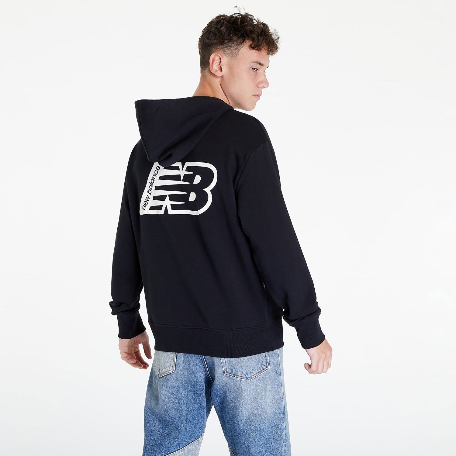 Суитчър New Balance Essentials Черно | mt23511-bk, 1