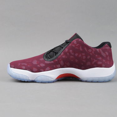Кецове и обувки Jordan Jordan Future Low Бургунди | 718948-605, 0