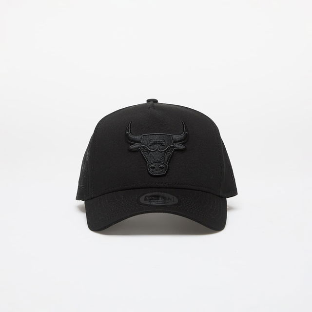 Chicago Bulls Monochrome 9FORTY E-Frame Adjustable Cap Black Universal