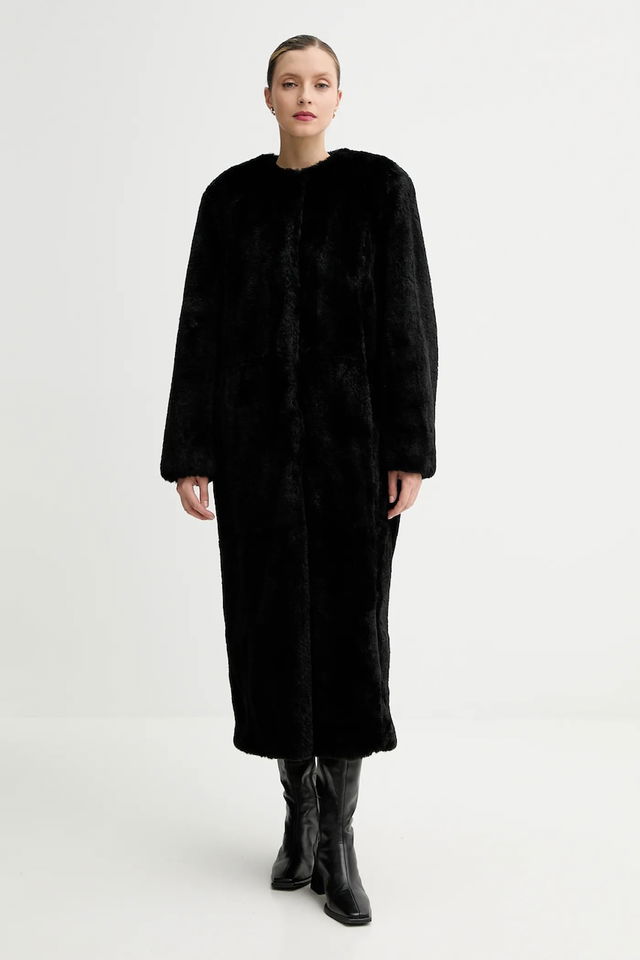 Long Faux Fur Coat Gracelyn