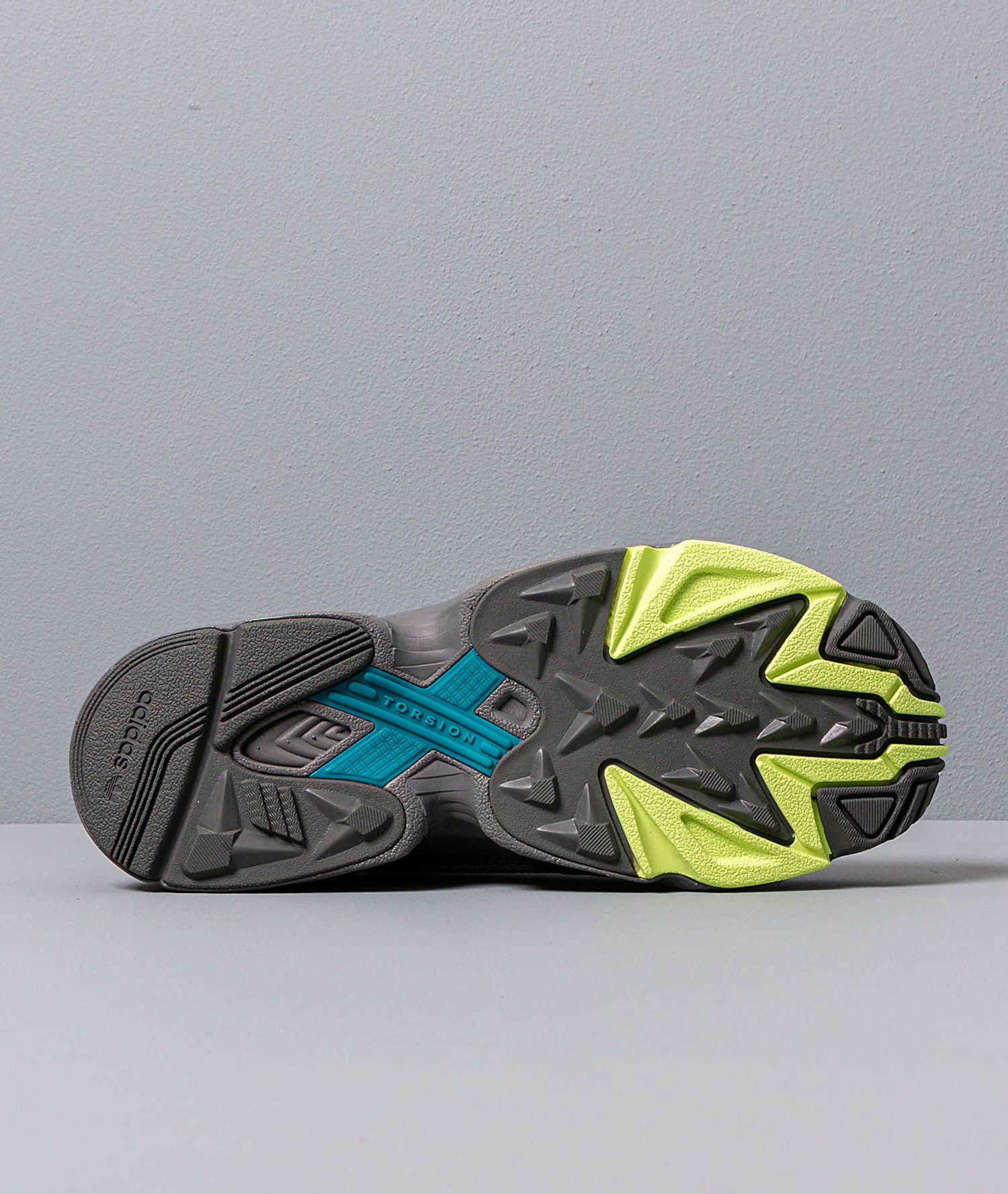 Кецове и обувки adidas Originals Falcon W Сиво | EE5115, 1