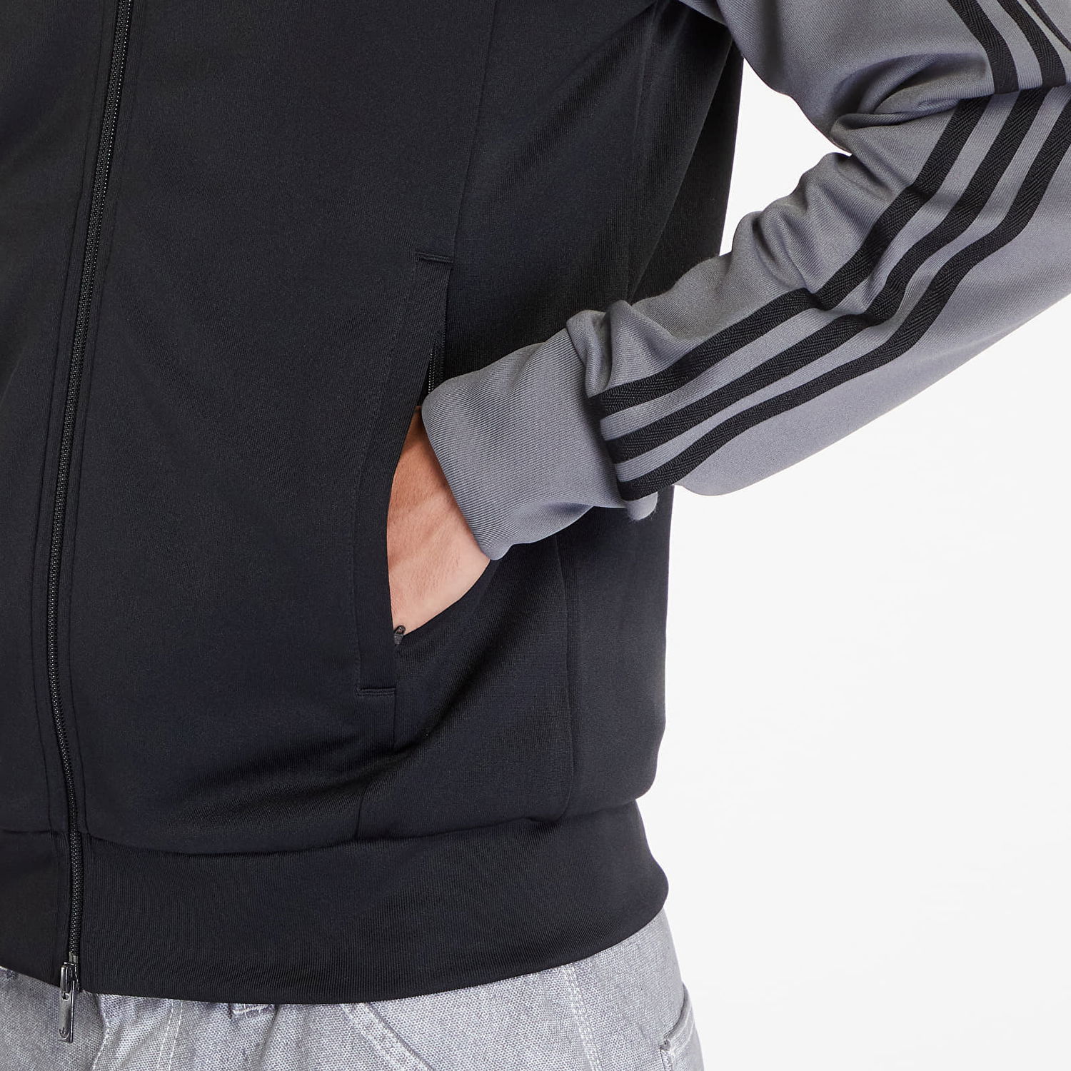 Суитчър adidas Originals Sst Track Top Black/ Grey Four Черно | IY9858, 1