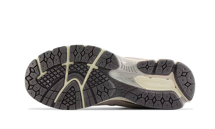 Кецове и обувки New Balance 2002R "Rain Cloud Angora" Бежово | M2002RSA, 1