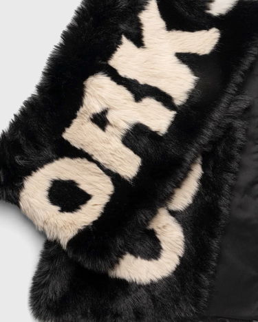 Шал 032C Faux Fur Scarf With Lettering Черно | F24-UAW-3303-050, 1