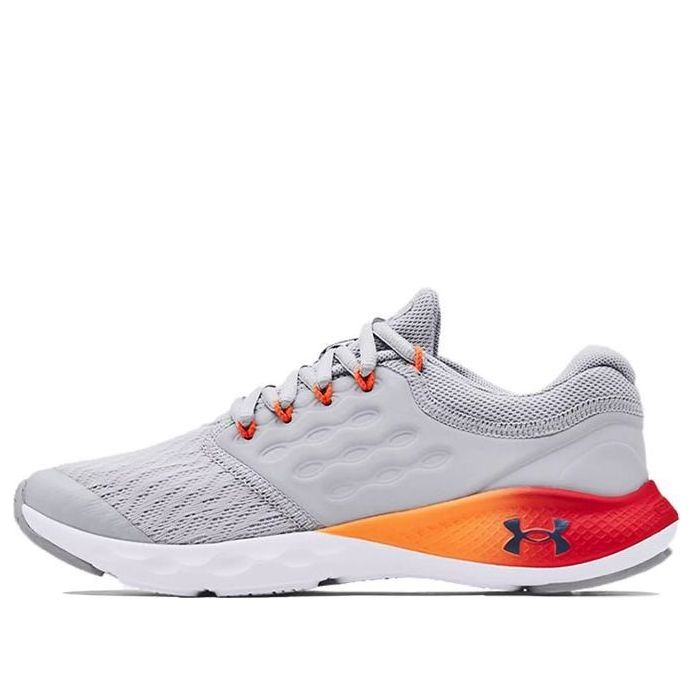 Кецове и обувки Under Armour Charged Vantage Сиво | 3024773-101