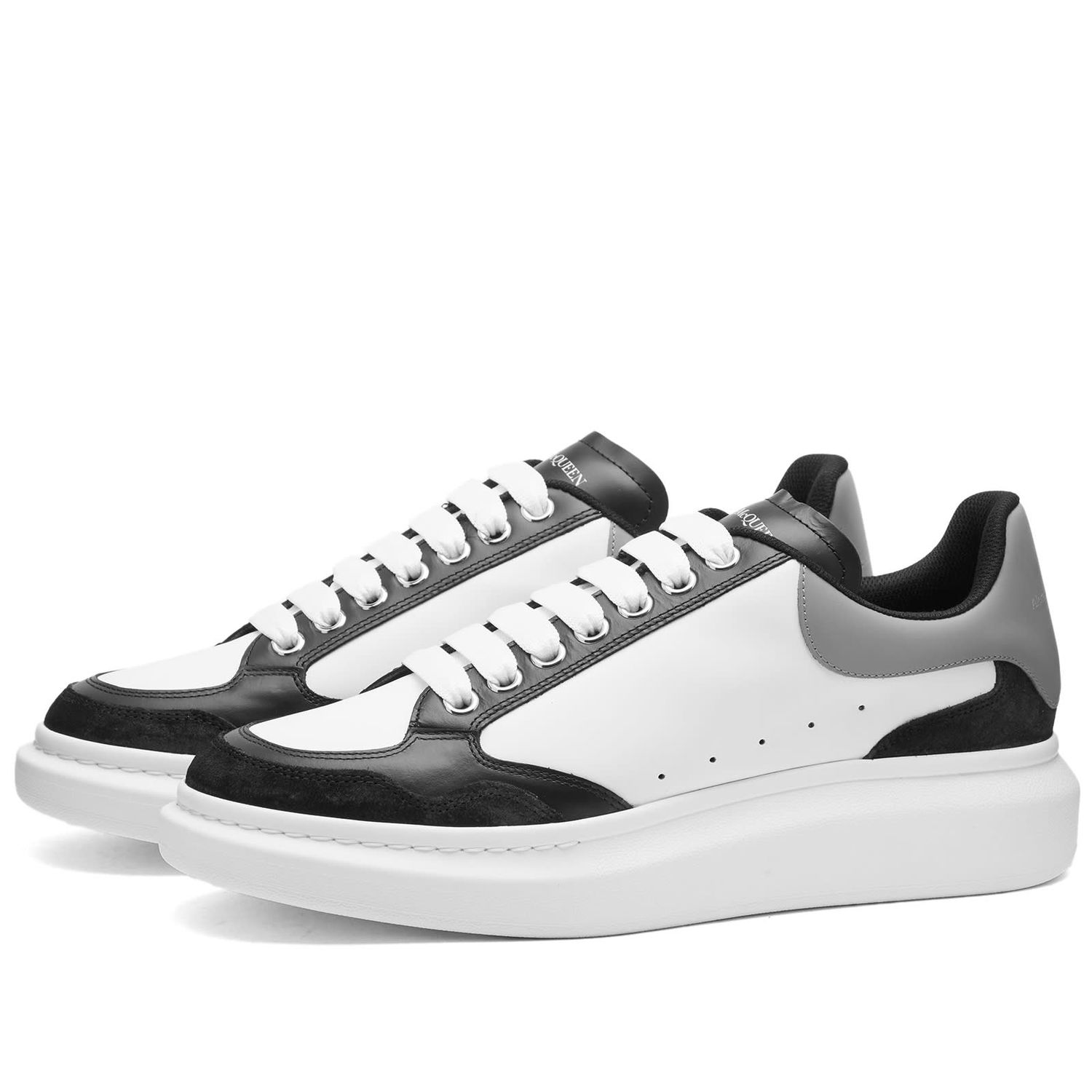 Кецове и обувки Alexander McQueen Two Tone Oversized Бяло | 757710WIA5V-1142, 0
