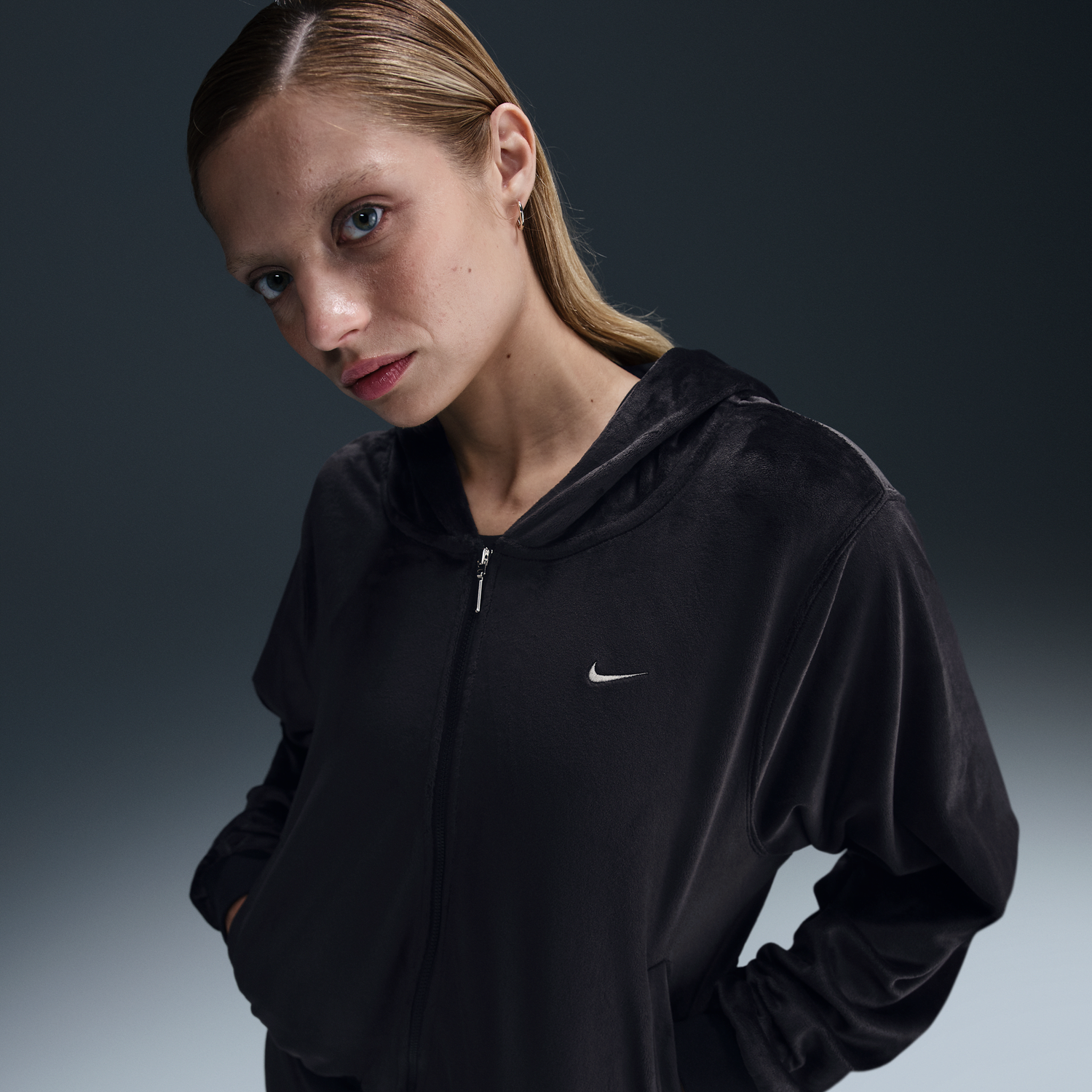 Суитчър Nike Sportswear Chill Knit Velvet Full-Zip Hoodie Черно | HJ0954-010, 1