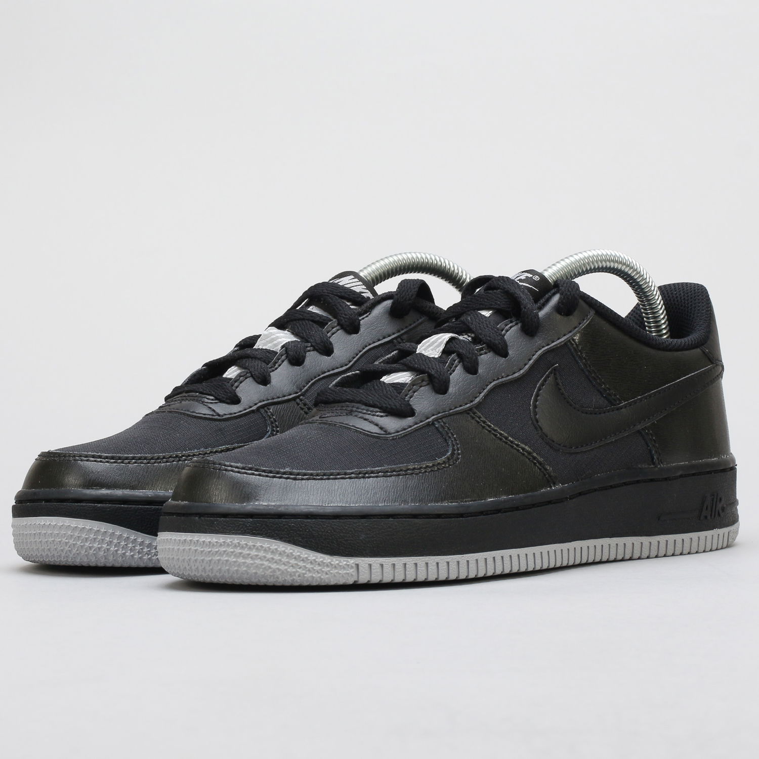 Кецове и обувки Nike Air Force 1 LV8 GS Черно | 820438-016, 1