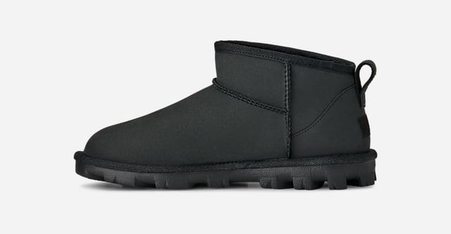 Essential Ultra Mini Leather