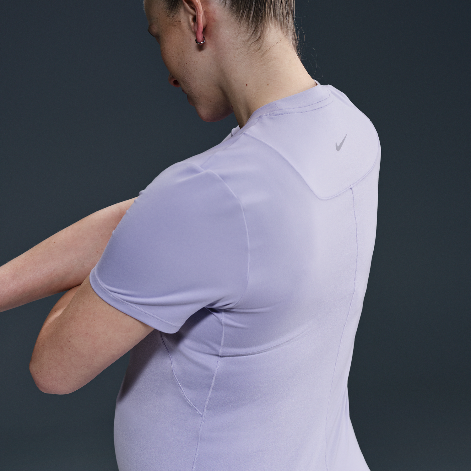 Pокля Nike Dri-FIT One Maternity Slim Short Sleeve T-Shirt Лилаво | FN5001-533, 1