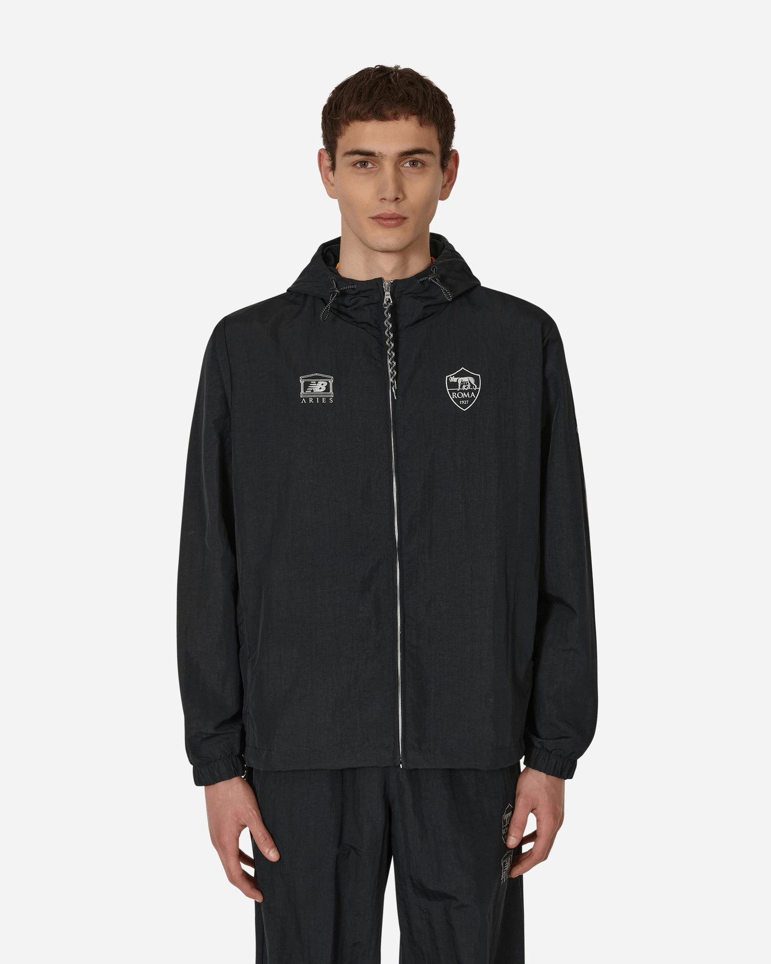 Ветровка New Balance Aries x AS Roma Pre-Game Jacket Черно | MT239938-HME, 1