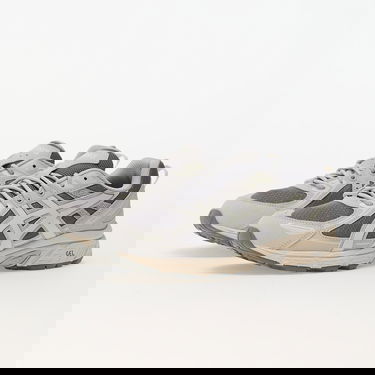 Кецове и обувки Asics Men's GEL-VENTURE 6 Sneakers in Clay Grey/Cream, Size UK 10 | END. Clothing Сиво | 1203A297-022, 4