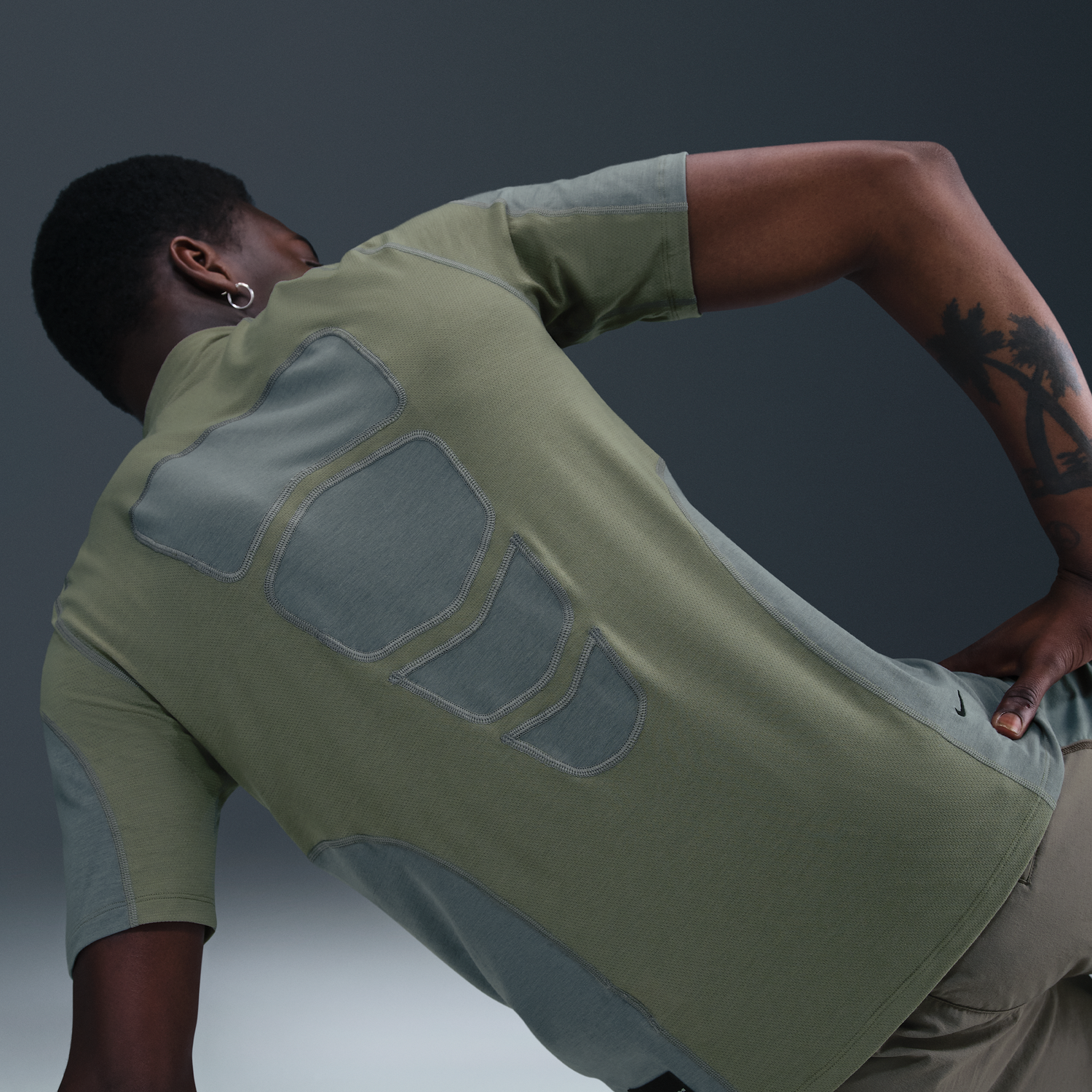 Тениска Nike Tech Dri-FIT Short-Sleeve Mock Neck Base Layer Зелено | IB1522-320, 1