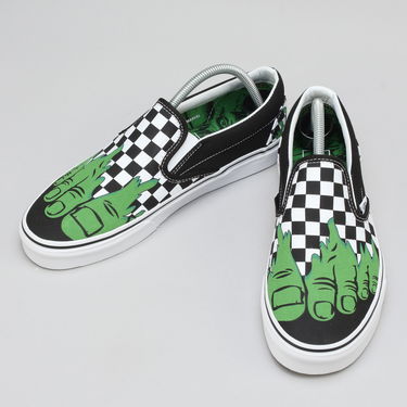 Кецове и обувки Vans Classic Slip-On Marvel hulk / Checkerboard Черно | VA38F7U44, 2