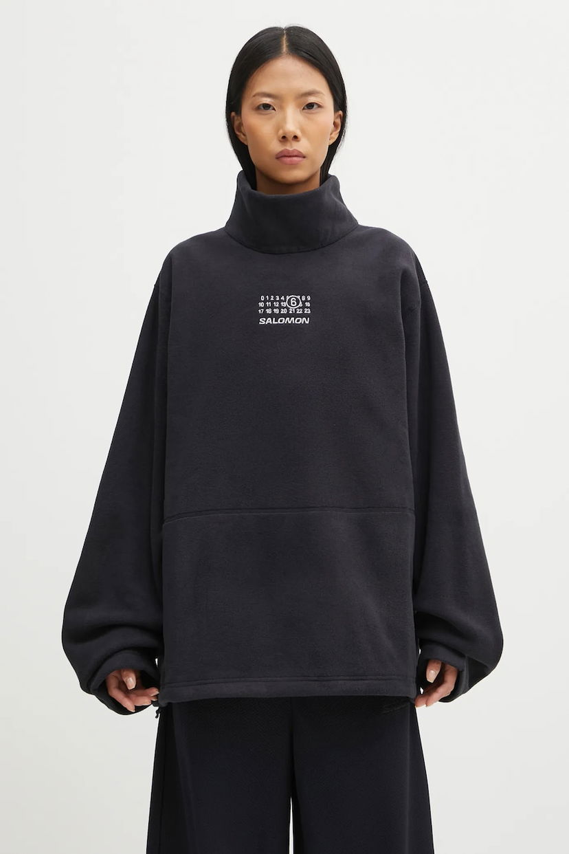 Суитчър Maison Margiela MM6 Maison Margiela x Salomon Oversized High-Neck Fleece Sweatshirt Черно | S52NH0035.M20140.899