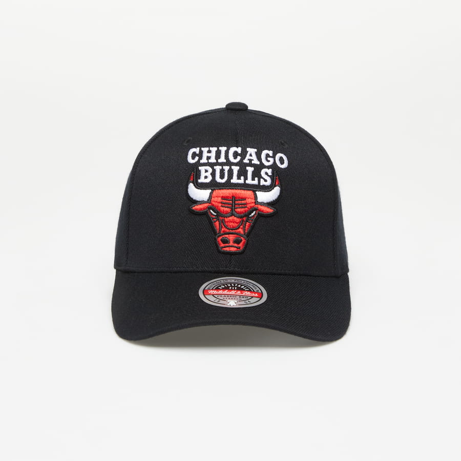Шапка с козирка Mitchell & Ness NBA Team Logo Snapback Chicago Bulls Черно | HHSSINTL1245-CBUBLCK, 0