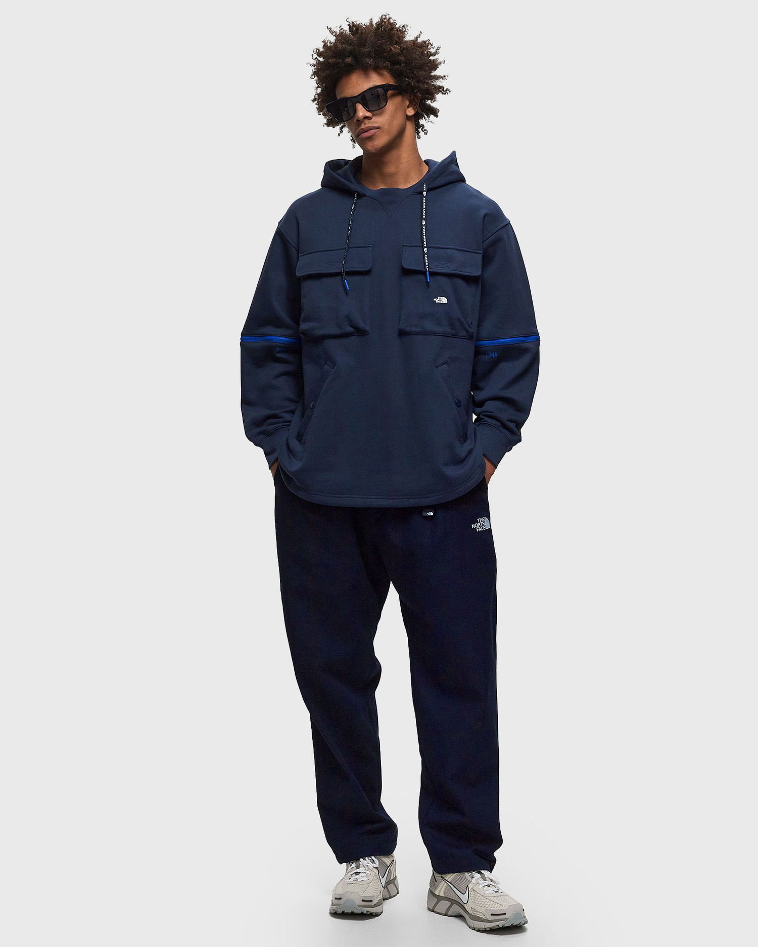 Яке The North Face UE Hybrid Hooded Jacket in Summit Navy Тъмно синьо | NF0A884T8K21, 1