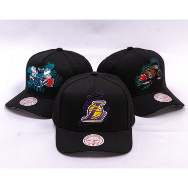 Шапка с козирка Mitchell & Ness NBA Los Angeles Lakers Tilted Pro Snapback Cap Черно | HP12813-LALBLCK, 4