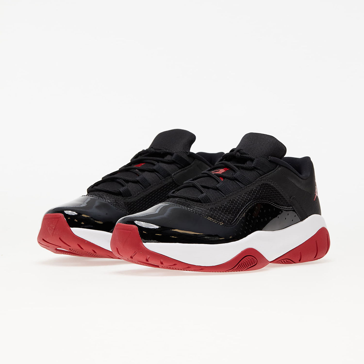 Кецове и обувки Jordan Air Jordan 11 CMFT Low "Bred" Черно | dm0844-005, 1