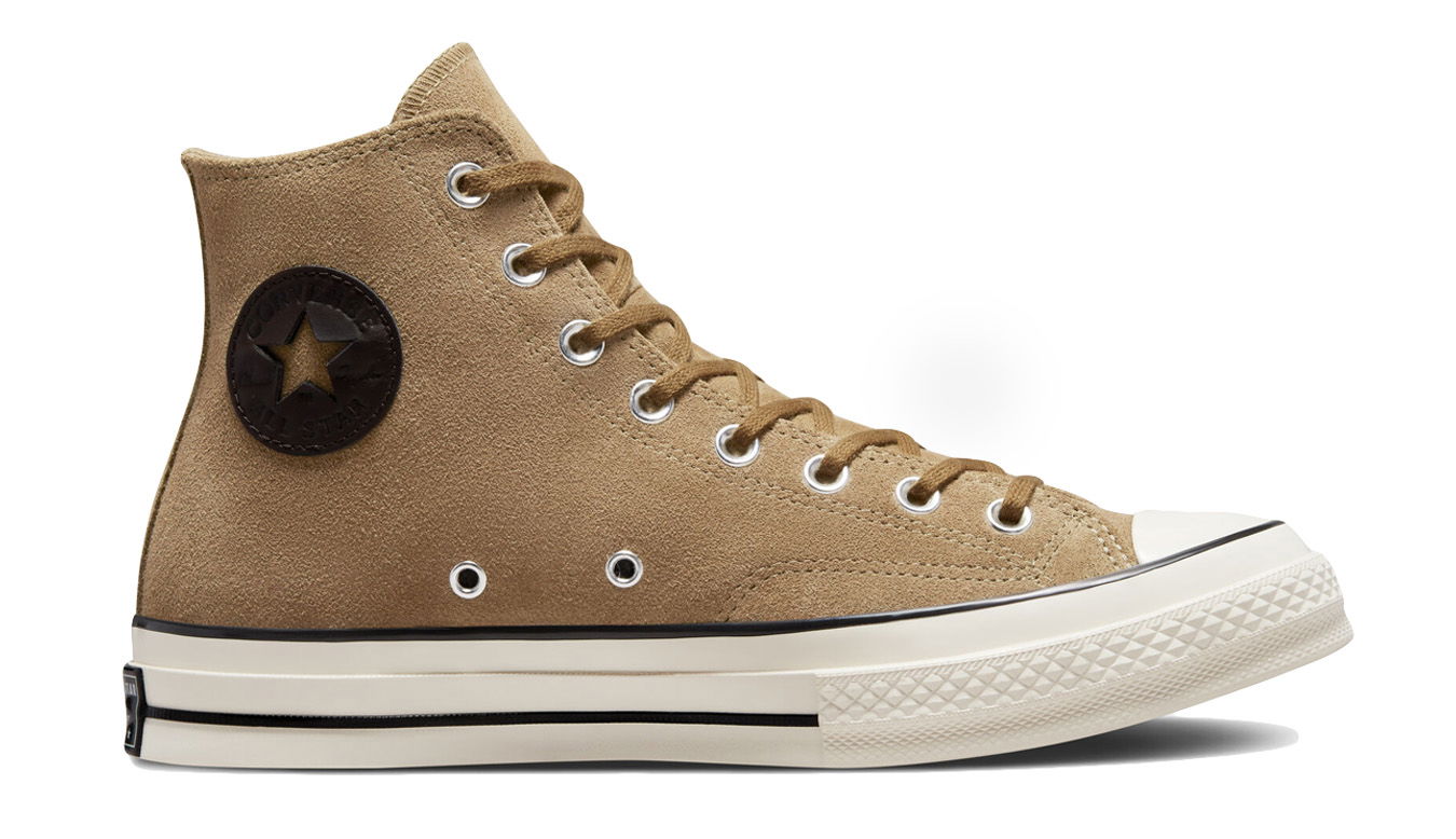 Кецове и обувки Converse Chuck 70 Suede Бежово | A01457C, 1
