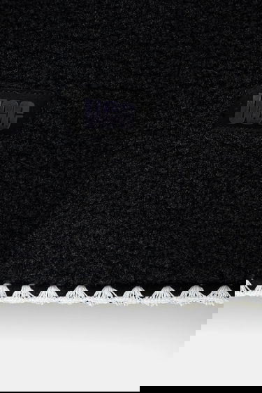 Шал UGG Fuzzy Scarf with Wooden Ring Черно | 101021, 1