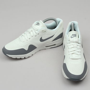 Кецове и обувки Nike WMNS Air Max 1 Ultra Moire Бяло | 704995-101, 2