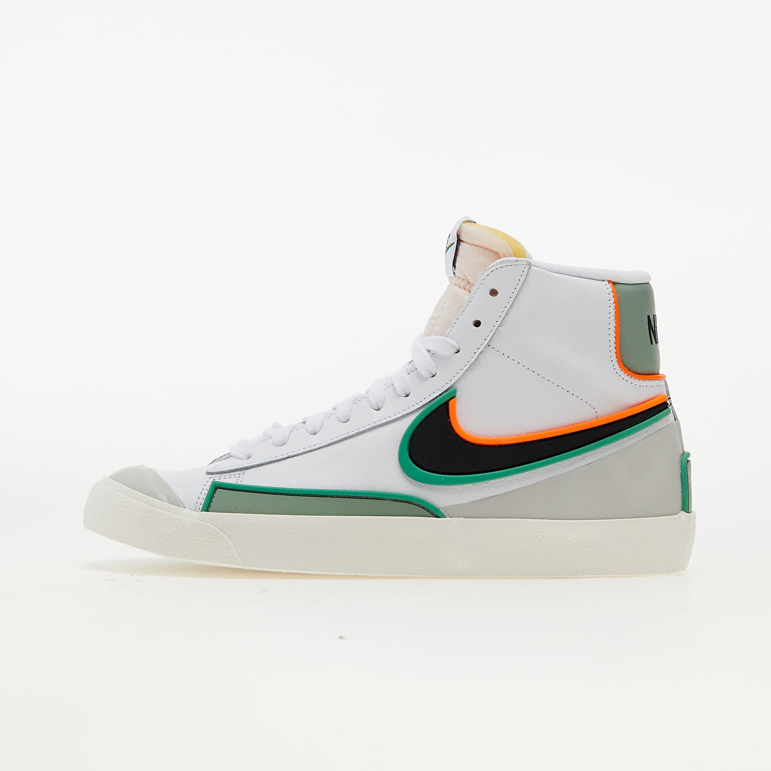 Кецове и обувки Nike Blazer Mid '77 Бяло | DA7233-104, 0
