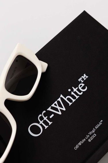 Слънчеви очила Off-White Off-White Sunglasses Бяло | OERI124.490107, 2