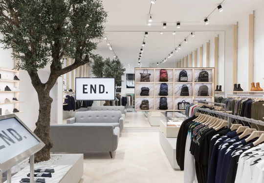 END.